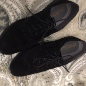 Cole Haan  8B Zerogrand